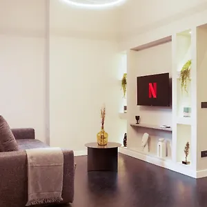 Apartment Hl Luxury - Duomo, Galleria Unione 5, Milan